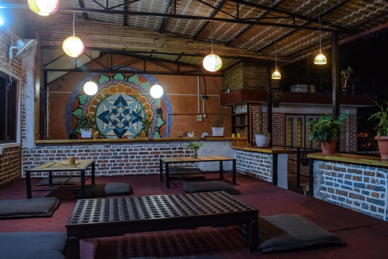 Happy Donkey Hostel Kathmandu Exterior photo