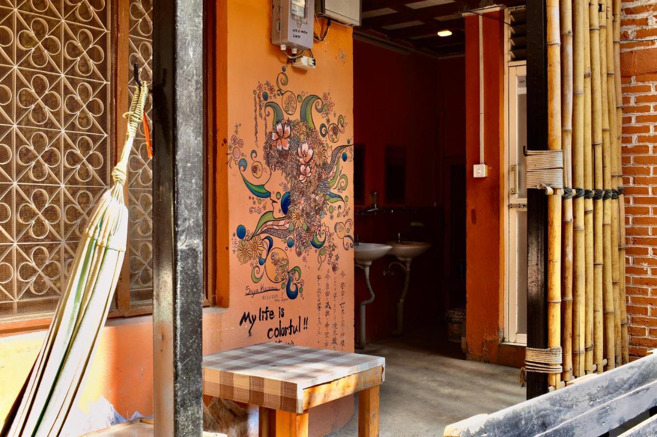 Happy Donkey Hostel Kathmandu Exterior photo