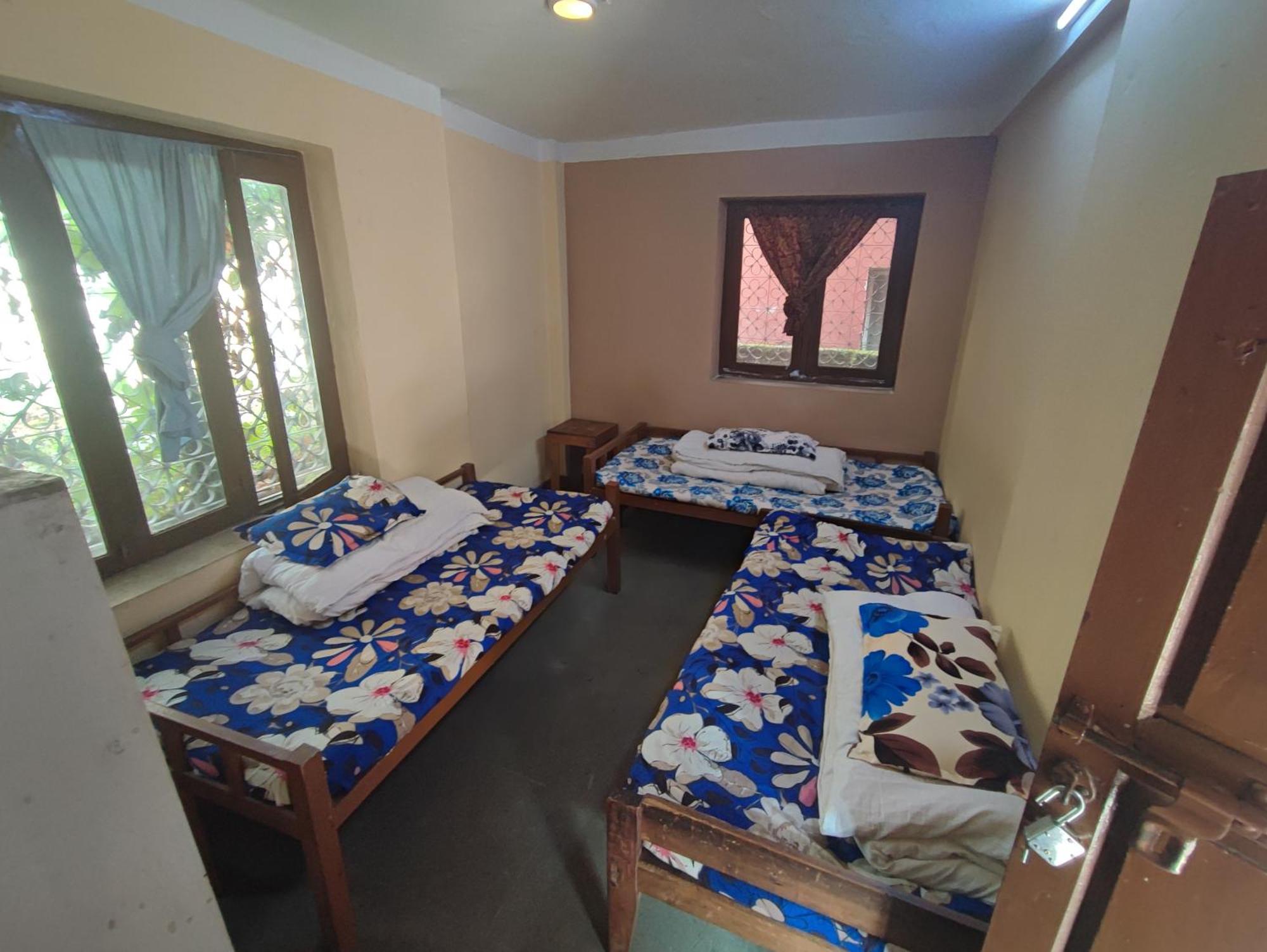 Happy Donkey Hostel Kathmandu Exterior photo